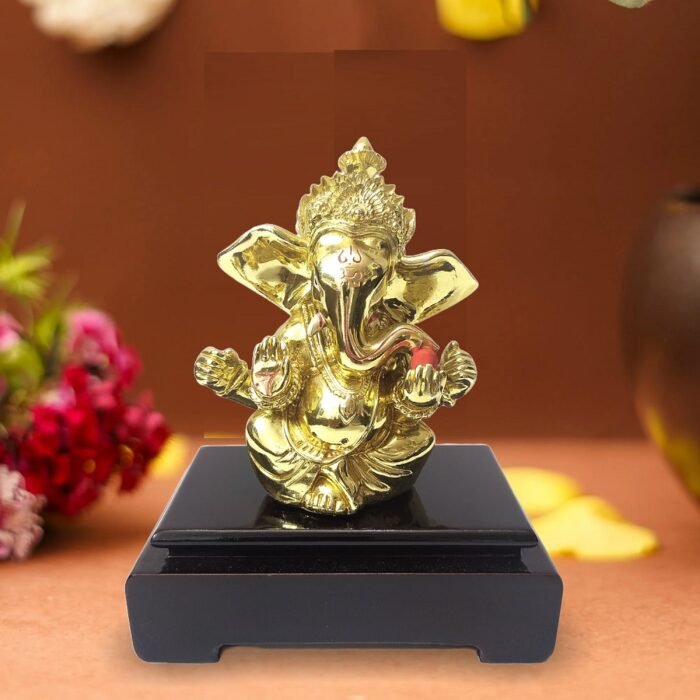 Golden Ganesha With Base 1